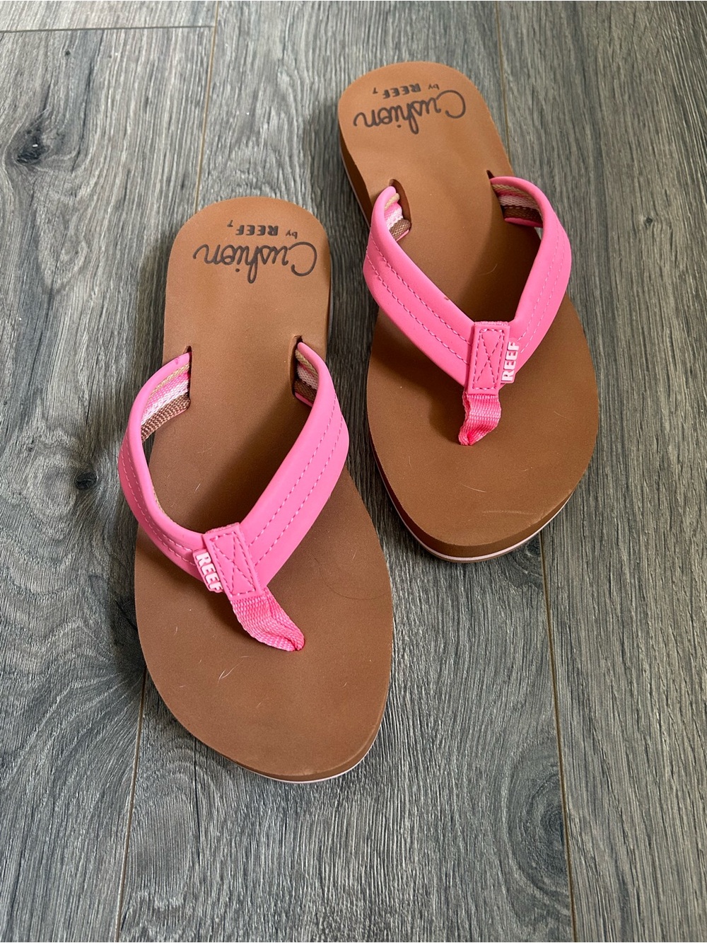 Reef Women's Pink Strap Brown Footbed Sandals - Picture 2 of 5